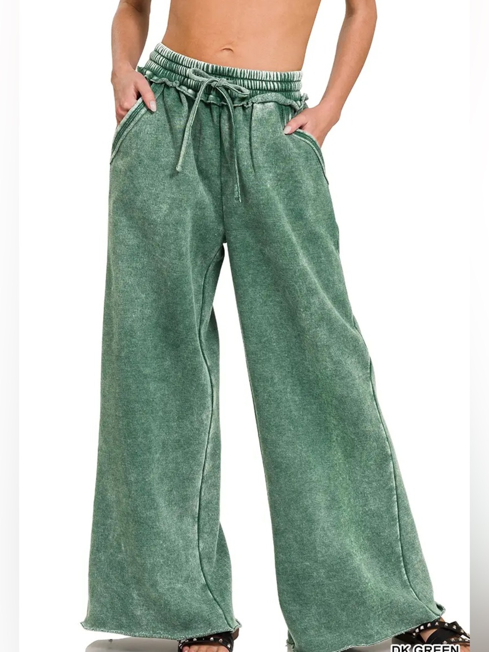🌿 ZENANA Mineral Wash Wide Leg Sweatpants Green Medium NWOT